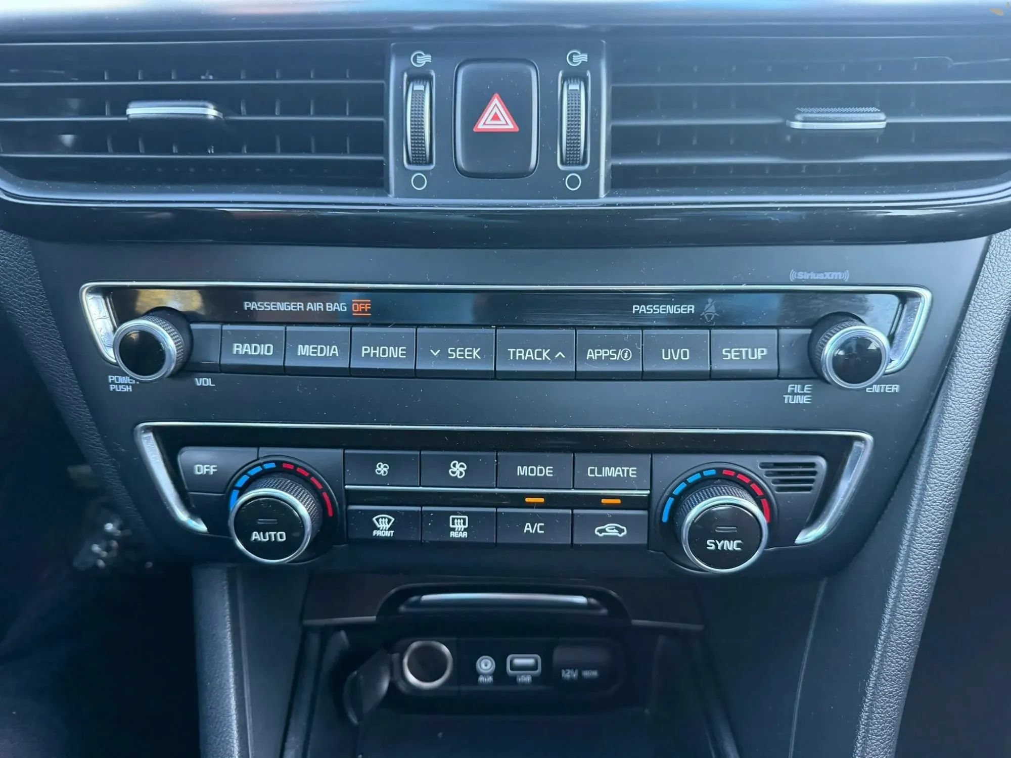 Used 2018 Kia Optima SX FWD image 19