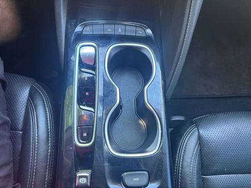 Used 2021 Buick Envision Preferred FWD image 16