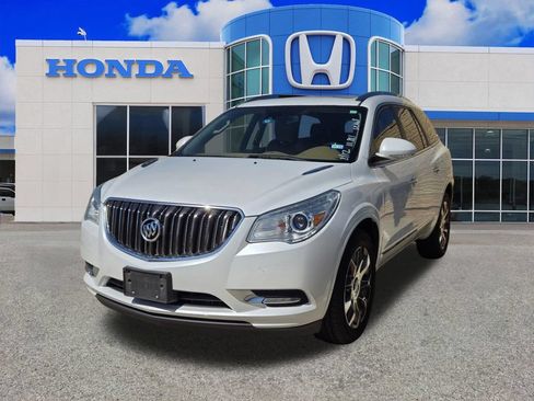 Used 2017 Buick Enclave Premium w/ Experience Buick Package FWD image 3