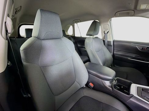 Used 2024 Toyota RAV4 LE image 26