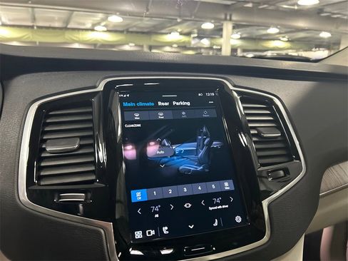 Certified 2024 Volvo XC90 T8 Plus w/ Protection Package Premier image 16
