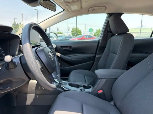 Used 2024 Toyota Corolla LE FWD image 18
