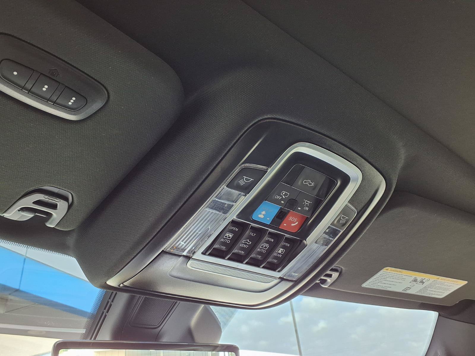 Used 2025 RAM 1500 RHO w/ RHO Level 1 Equipment Group AWD/4WD image 9