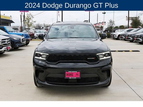 Used 2024 Dodge Durango GT image 2