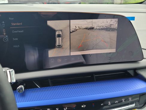 New 2025 Cadillac Optiq Sport 1 w/ LPO, ONYX Package image 9