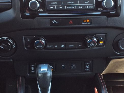 Used 2023 Nissan Frontier PRO-4X w/ Pro Convenience Package image 15