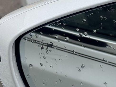 Used 2018 Buick Enclave Premium w/ Experience Buick Package image 23