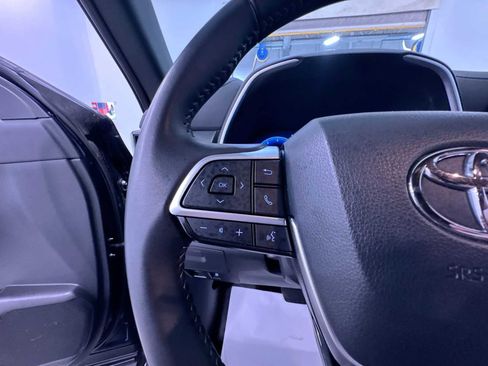 Used 2025 Toyota Highlander XSE AWD/4WD image 20