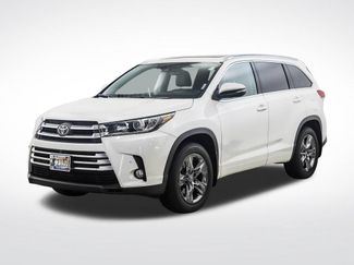 Used 2018 Toyota Highlander Limited Platinum AWD/4WD video 1