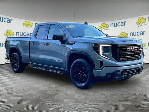 Used 2023 GMC Sierra 1500 Elevation AWD/4WD image 1