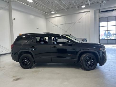 Used 2022 GMC Acadia AT4 w/ Technology Package image 8