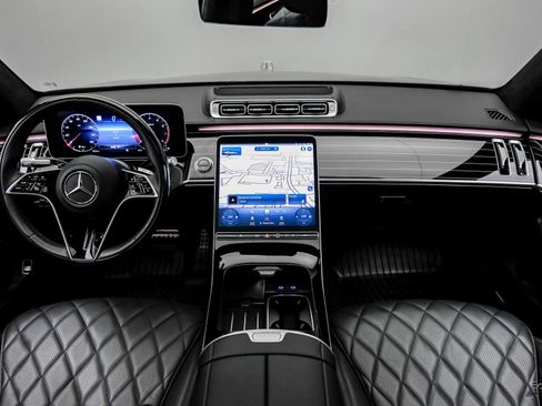 Used 2024 Mercedes-Benz S 580 4MATIC Sedan w/ AMG Line image 32