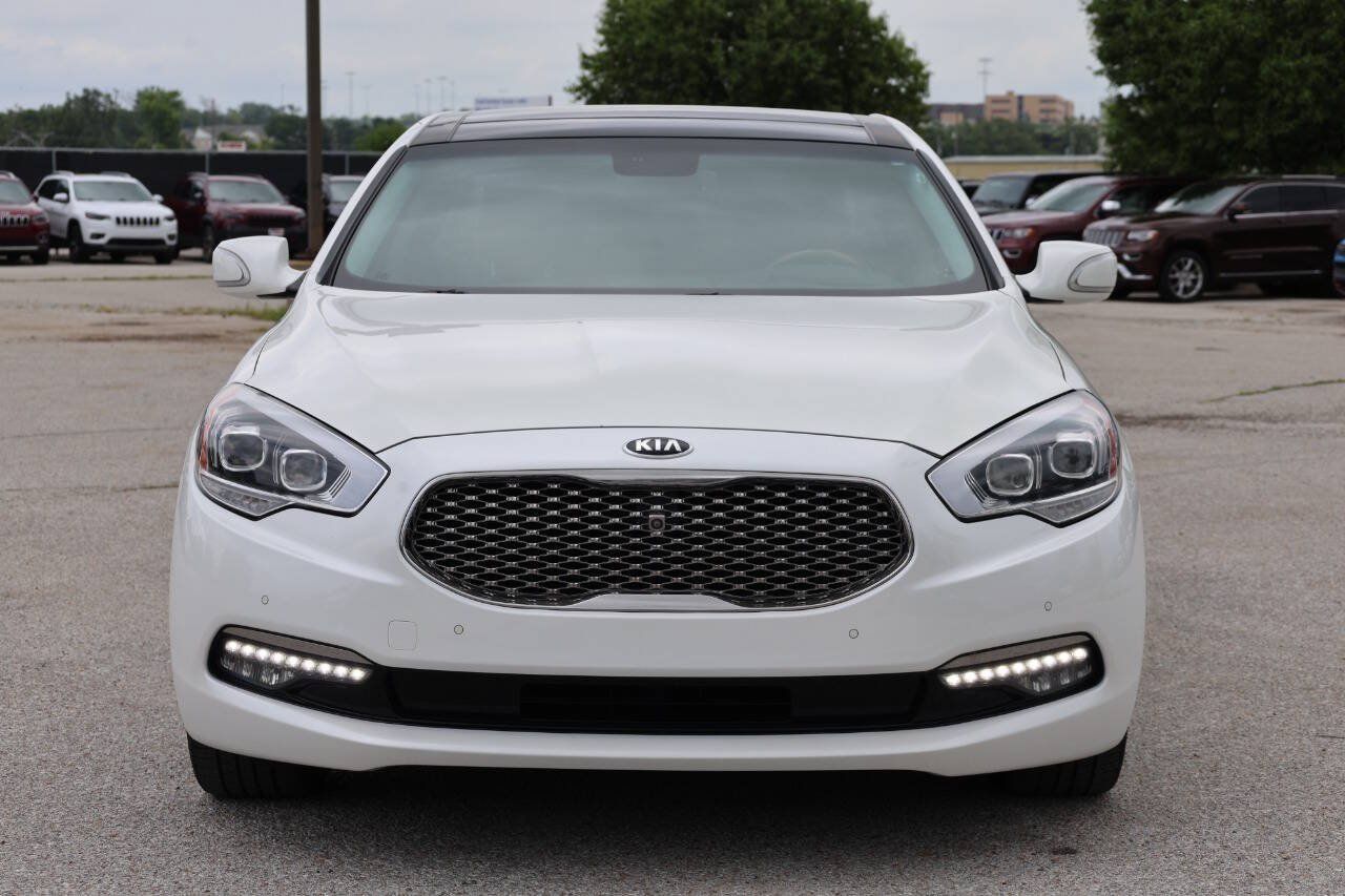 Used 2016 Kia K900 Luxury RWD image 2