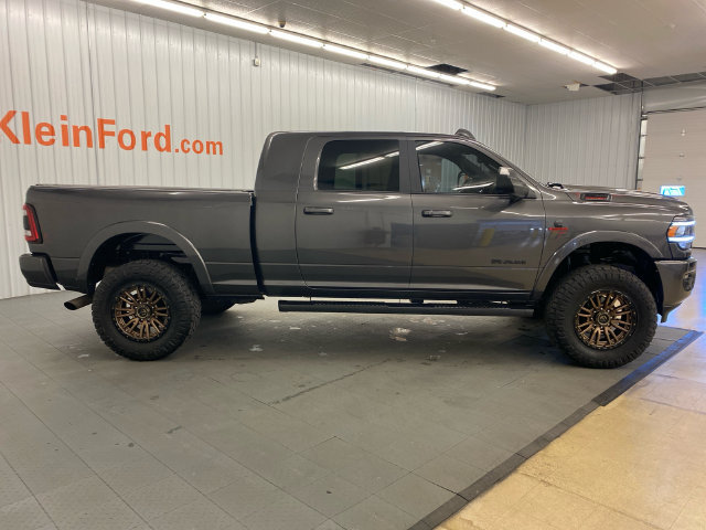 Used 2019 RAM 2500 Laramie w/ Night Edition AWD/4WD image 17
