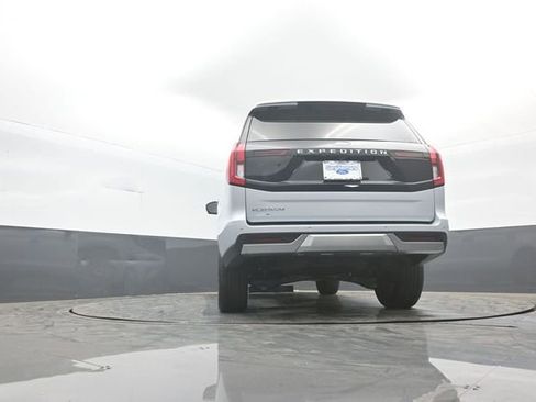 New 2026 Ford Expedition Platinum image 36