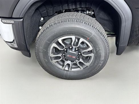 New 2026 GMC Sierra 2500 SLE w/ SLE Value Package; image 24