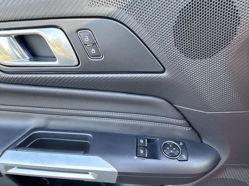 Used 2025 Ford Mustang GT Premium RWD image 18