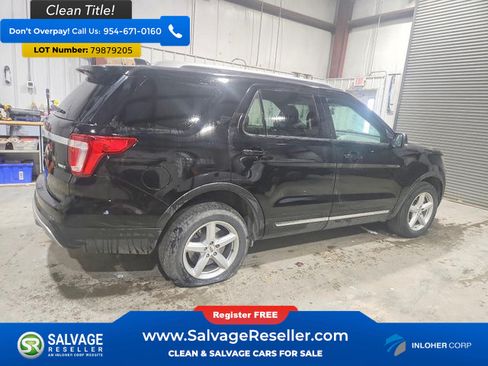 Used 2017 Ford Explorer XLT AWD/4WD image 4
