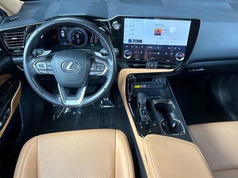Used 2022 Lexus NX 350h AWD image 17