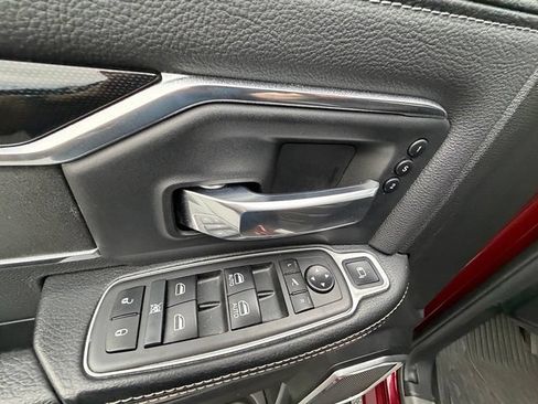 Used 2021 RAM 2500 Laramie w/ Night Edition AWD/4WD image 40
