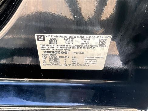 Used 2014 GMC Sierra 1500 SLT w/ Driver Alert Package AWD/4WD image 35