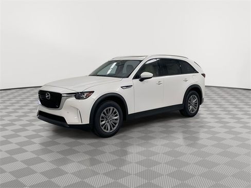 Certified 2025 MAZDA CX-90 3.3 Turbo w/ Preferred Package image 4