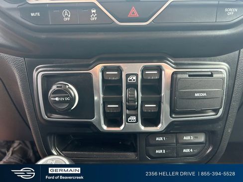 Used 2022 Jeep Wrangler Unlimited Sport AWD/4WD image 18