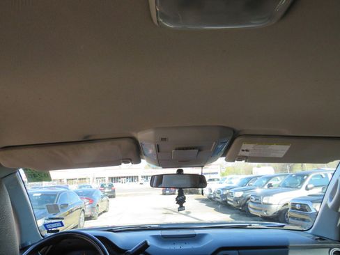 Used 2016 Toyota Tundra SR5 image 37