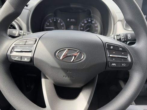 Used 2023 Hyundai Kona SEL AWD/4WD image 20