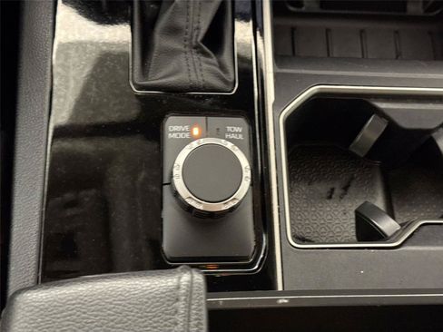 Used 2023 Toyota Tundra SR5 w/ SR5 Premium Package RWD image 26