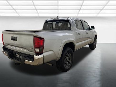 Used 2023 Toyota Tacoma SR5 RWD image 8
