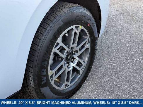 New 2026 Ford Expedition Active RWD image 14