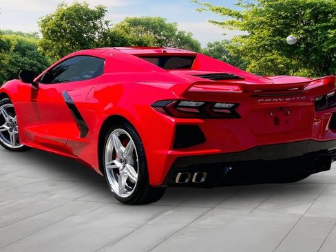 Used 2021 Chevrolet Corvette Stingray Preferred Conv w/ Z51 Performance Package RWD image 4