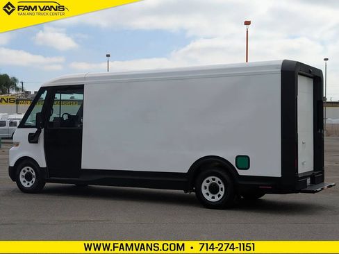 Used 2024 Chevrolet Brightdrop 600 w/ Battery Pack, Max Range AWD/4WD image 5