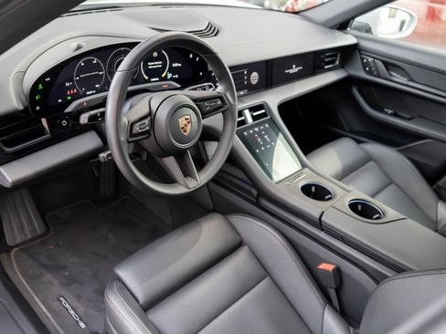 Used 2023 Porsche Taycan w/ Premium Package image 8