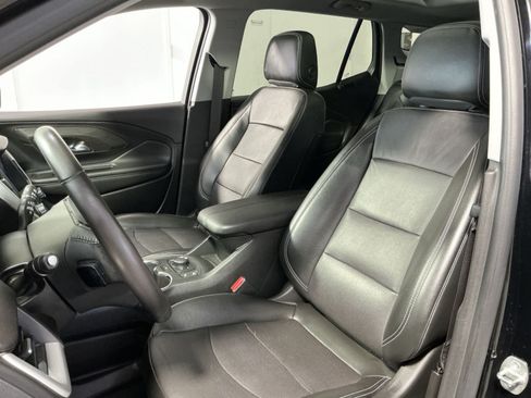 Used 2022 GMC Terrain SLT w/ Tech Package AWD/4WD image 14