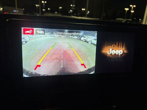 Used 2025 Jeep Wrangler Rubicon image 25