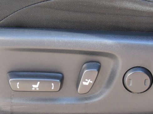 Certified 2020 Toyota 4Runner SR5 image 12