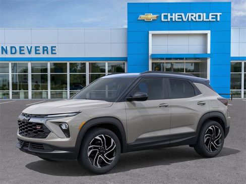 New 2026 Chevrolet TrailBlazer RS w/ Driver Confidence Package image 2