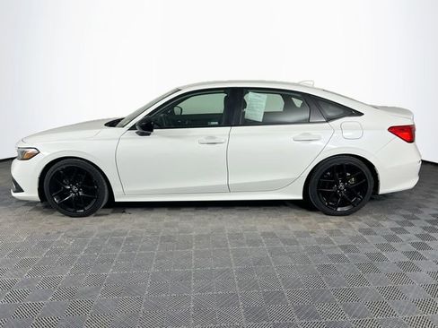 Certified 2024 Honda Civic Sport image 3