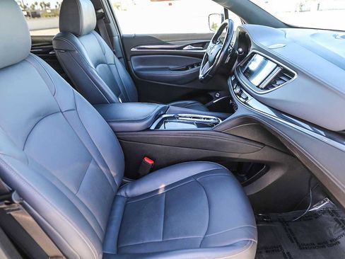 Used 2023 Buick Enclave Essence image 16