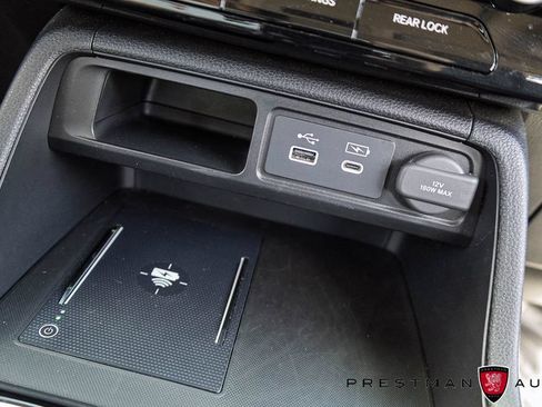 Used 2025 Honda Pilot Elite image 36