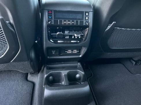 New 2025 Jeep Grand Cherokee L Limited w/ Trailer Tow Package image 18