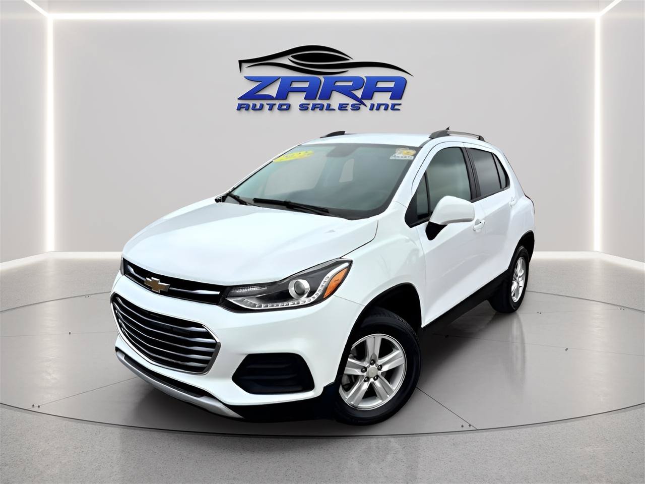 Used 2022 Chevrolet Trax LT w/ LT Convenience Package AWD/4WD image 10