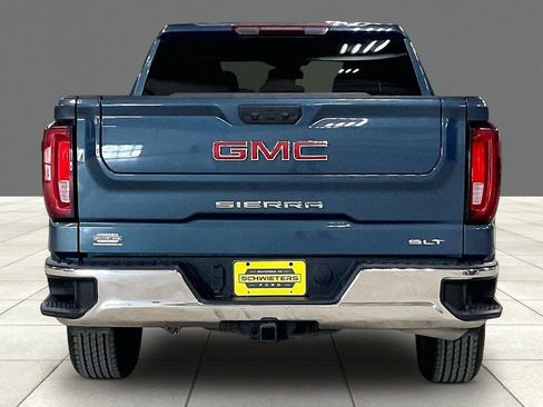 Used 2024 GMC Sierra 1500 SLT image 4