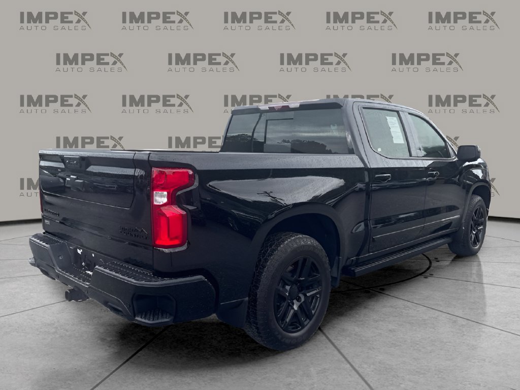 Used 2024 Chevrolet Silverado 1500 High Country w/ Midnight Edition AWD/4WD image 5