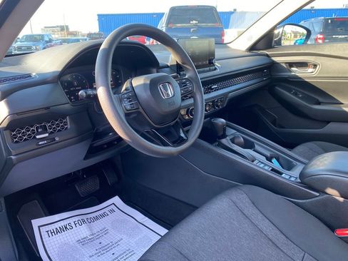 Used 2023 Honda Accord EX image 8