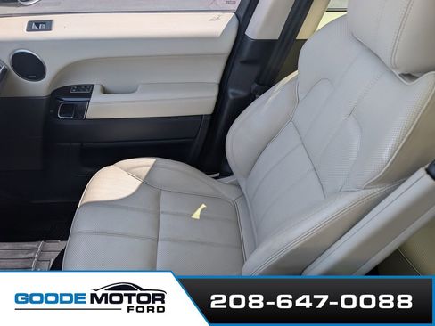 Used 2016 Land Rover Range Rover Sport HSE AWD/4WD image 18