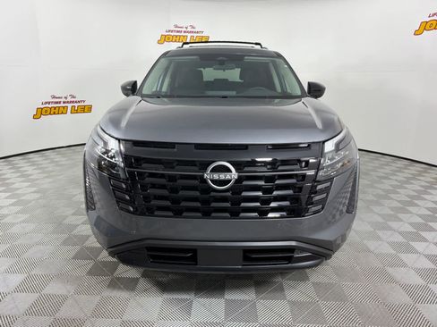 New 2026 Nissan Pathfinder SV image 9