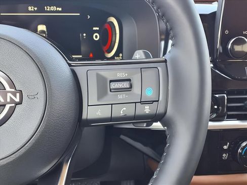 New 2025 Nissan Pathfinder Platinum w/ Black Appearance Package image 23